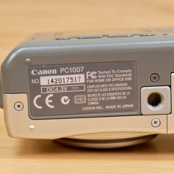 Vintage Canon Powershot A20 2.1 MP Digital Camera 3x Optical Zoom, Made in Japan - Picture 9 of 11